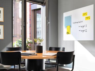 Artverum Glas-Whiteboards mit matter Oberfläche