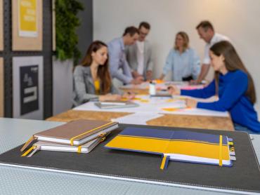 Linescape Notizbücher in dezenten und ausdrucksstarken Farben