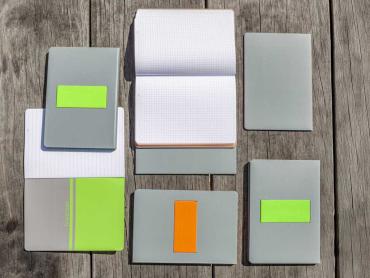 Linescape Neo Notizbücher und Notizhefte in grau mit gelben Akzenten