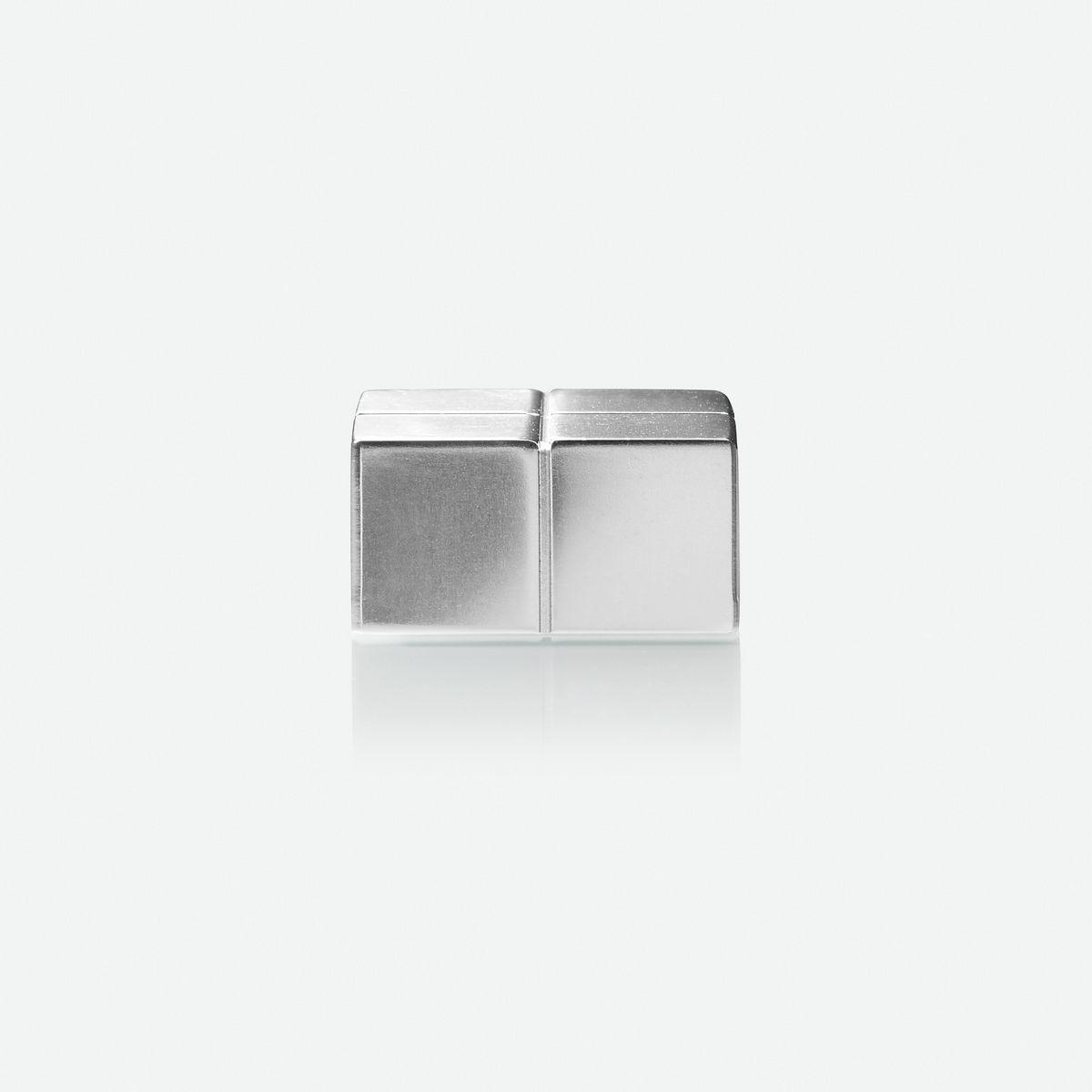 GL195-Magnet-SuperDym-C10-02.jpg