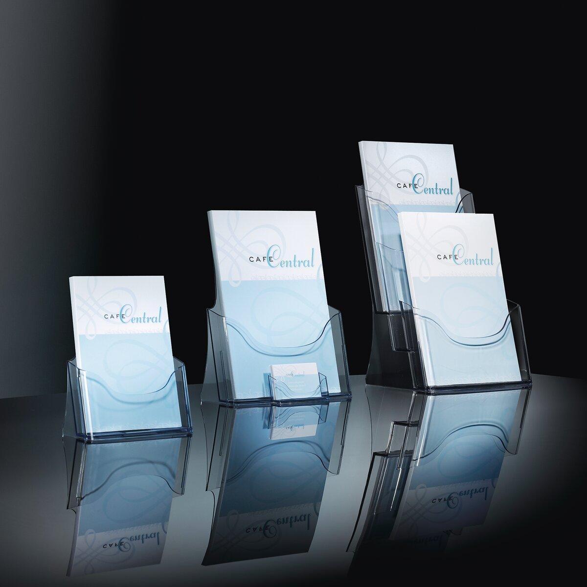 Prospektständer mit Cafe Central-Broschüren