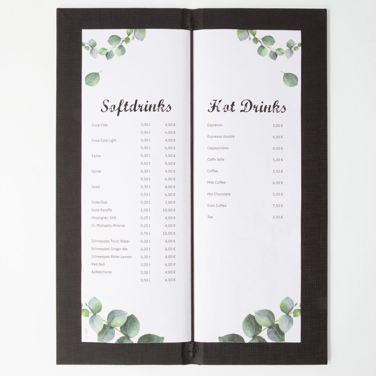 Speisekarte mit Soft- und Heißgetränken, dekoriert mit grünen Blättern