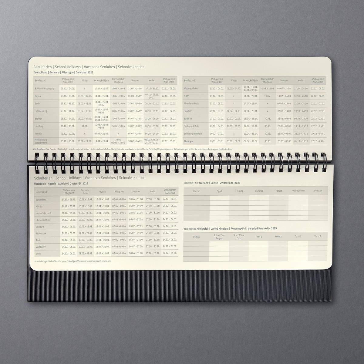 Tischkalender-CONCEPTUM-2025-Ferienuebersicht.jpg