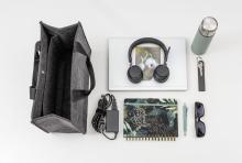 Desk-Sharing-Bag-Basic-BA432-dunkelgrau-Tascheninhalt.jpg