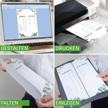 Gestaltung von Getränkekarten am Laptop, Drucken, Falten und Einlegen in schwarze Hülle