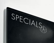 Glasmagnetboard-artverum-matt-HappyHour-Detail.jpg
