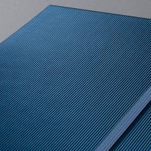 Notizbuch-Conceptum-hardcover-Detail-bluemetallic-01-A