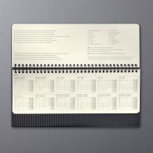 Tischkalender-CONCEPTUM-2023-Jahresuebersicht