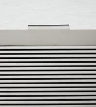 Metallgitter mit parallelen Streifen