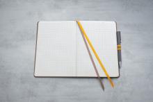 linescape-braun-kariert.jpg