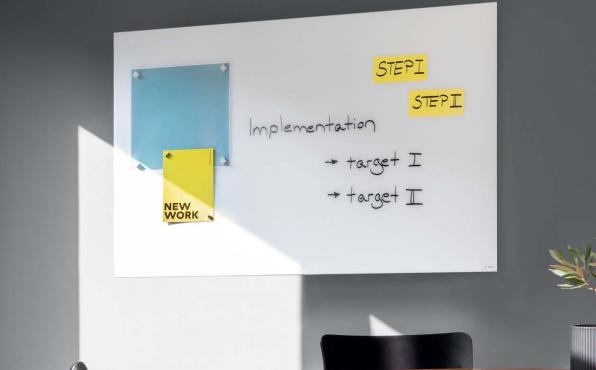 Glas-Whiteboards Artverum auf der Orgatec