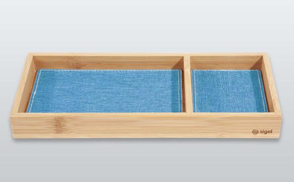 Schreibtischorganiser aus Bambusholz mit hellblauen Einlegern
