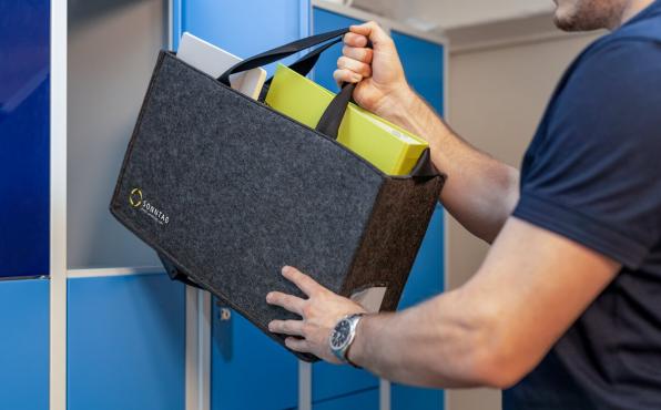 Desk Sharing Bags für Sonntag mit individuellem Logo