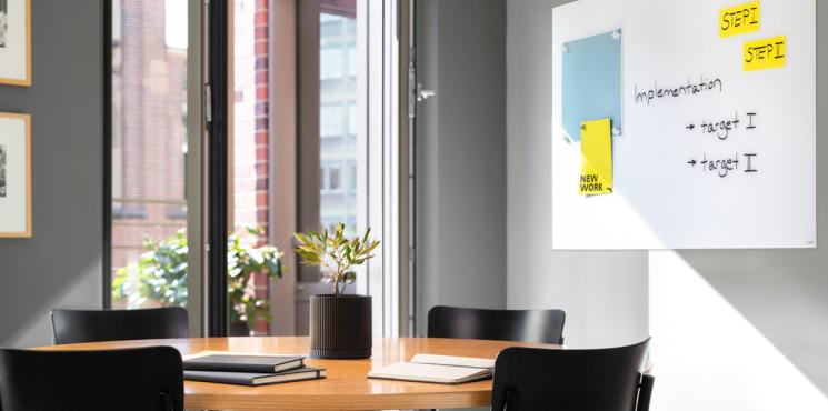 Artverum Glas-Whiteboards mit matter Oberfläche