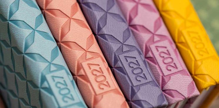 SIGEL Jolie Buchkalender sind bunt, natürlich und schön gestaltet