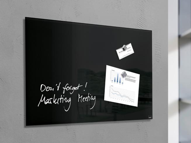 Artverum magnetic glass boards are frameless and free-floating