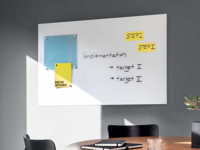 Glas-Whiteboards Artverum auf der Orgatec